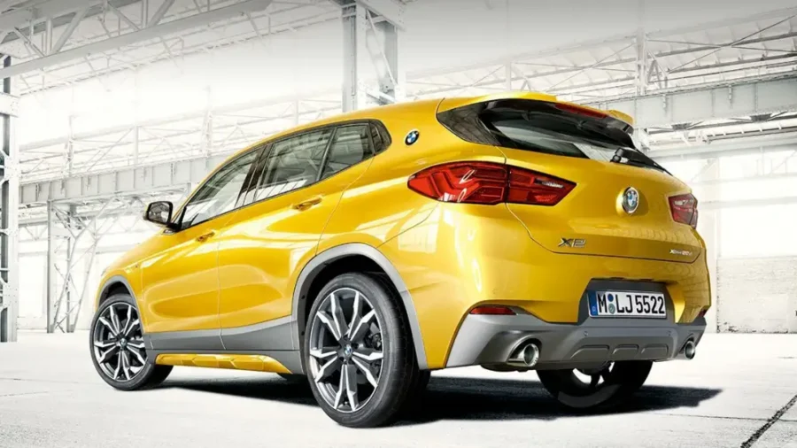 Vista trasera BMW X2